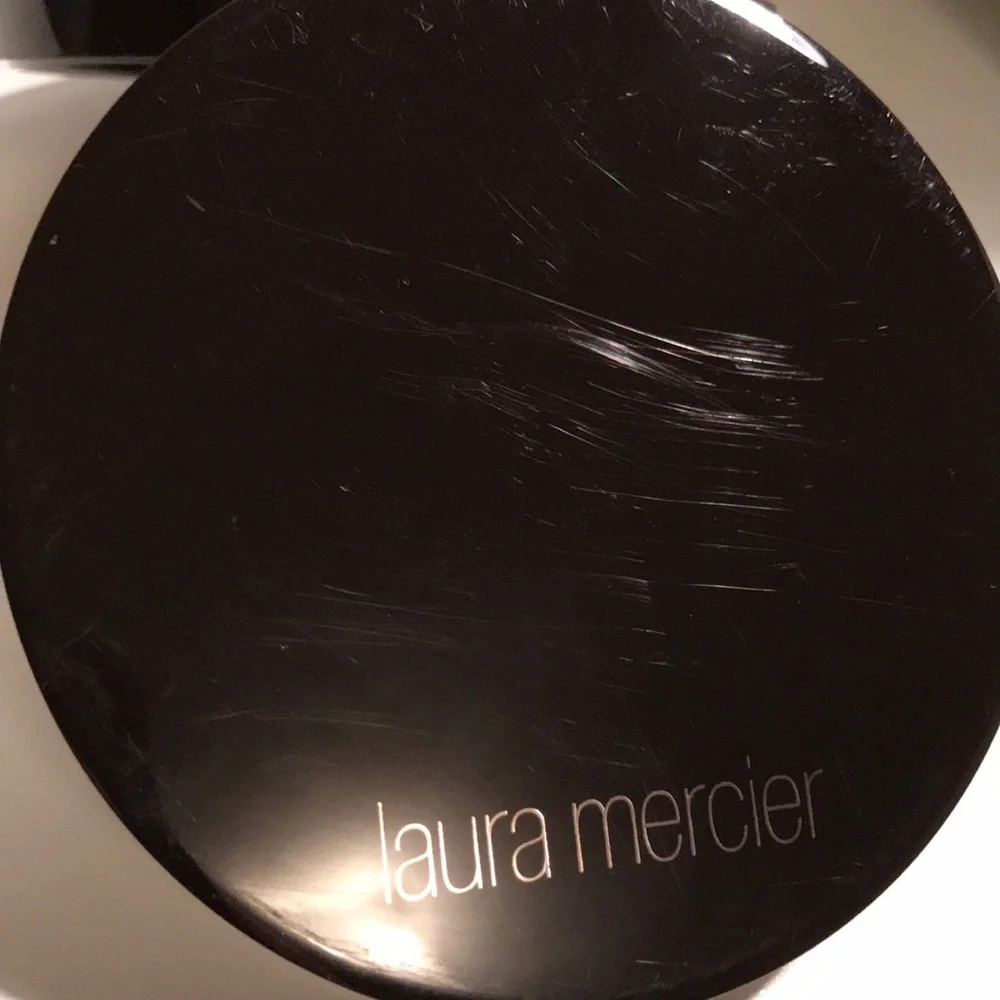 Laura Mercier exotique face illuminator in impulse NEW no box IMPERFECTIONS